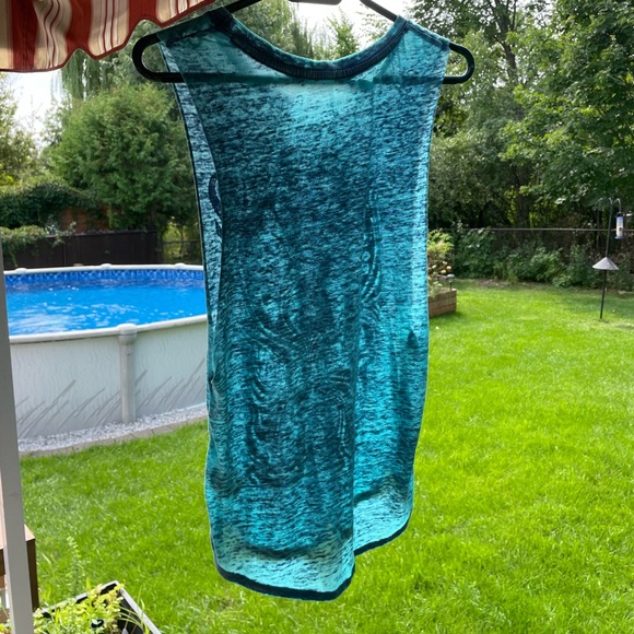 Blue camisole from garage - Picture 2 of 3